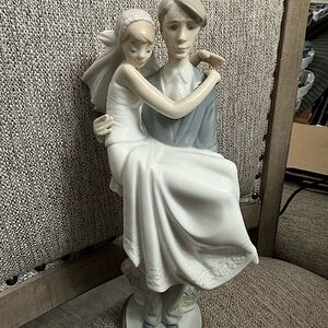 Lladro - Over the Threshold - Elegant Couple Figurine